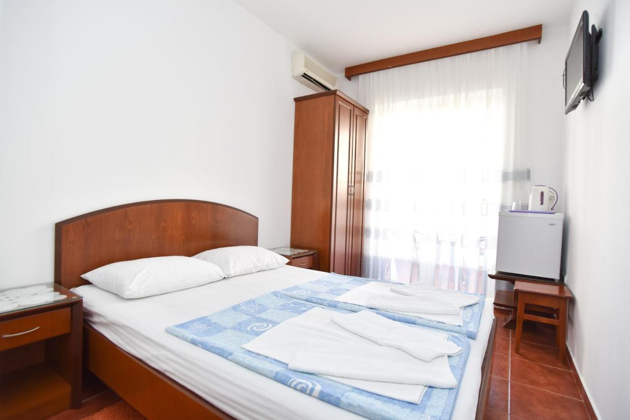 Vila Idila Budva Exteriör bild
