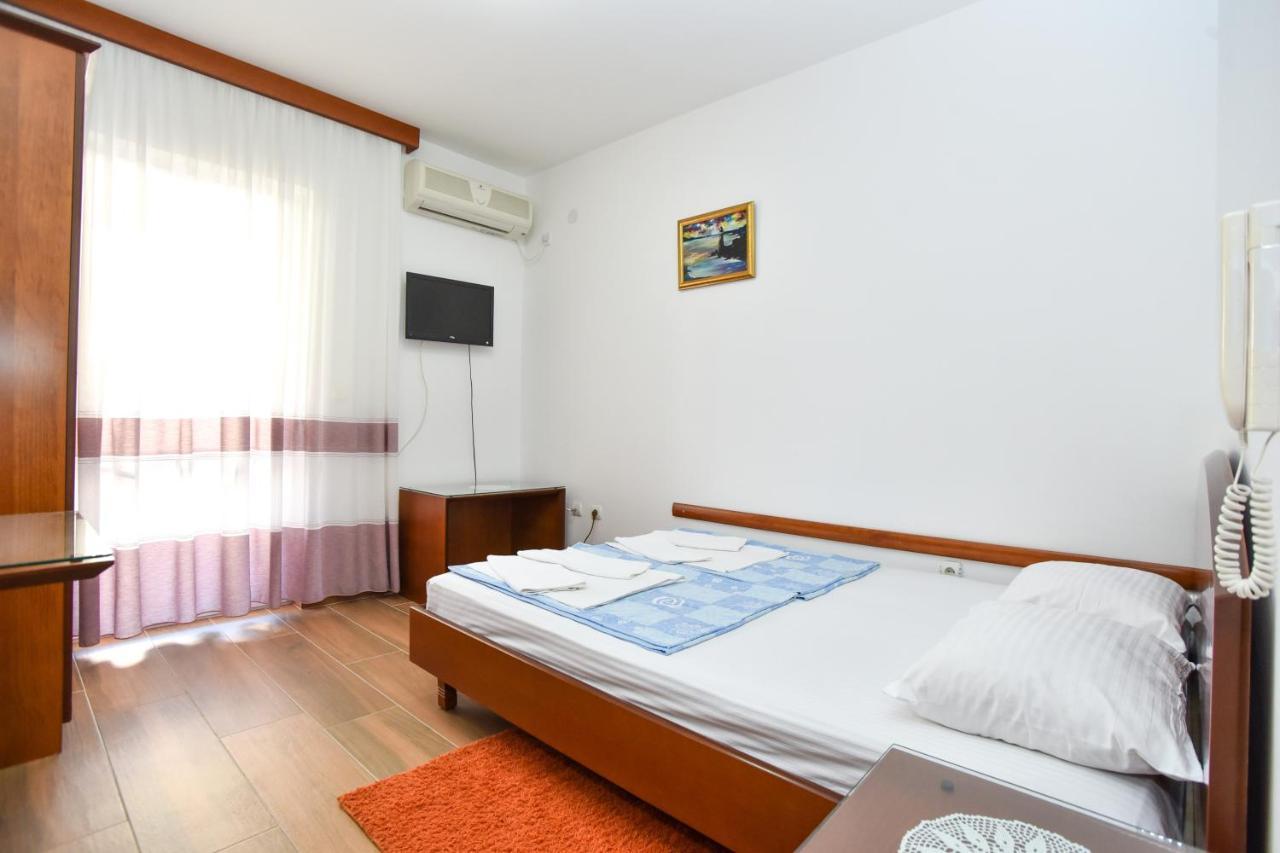 Vila Idila Budva Exteriör bild