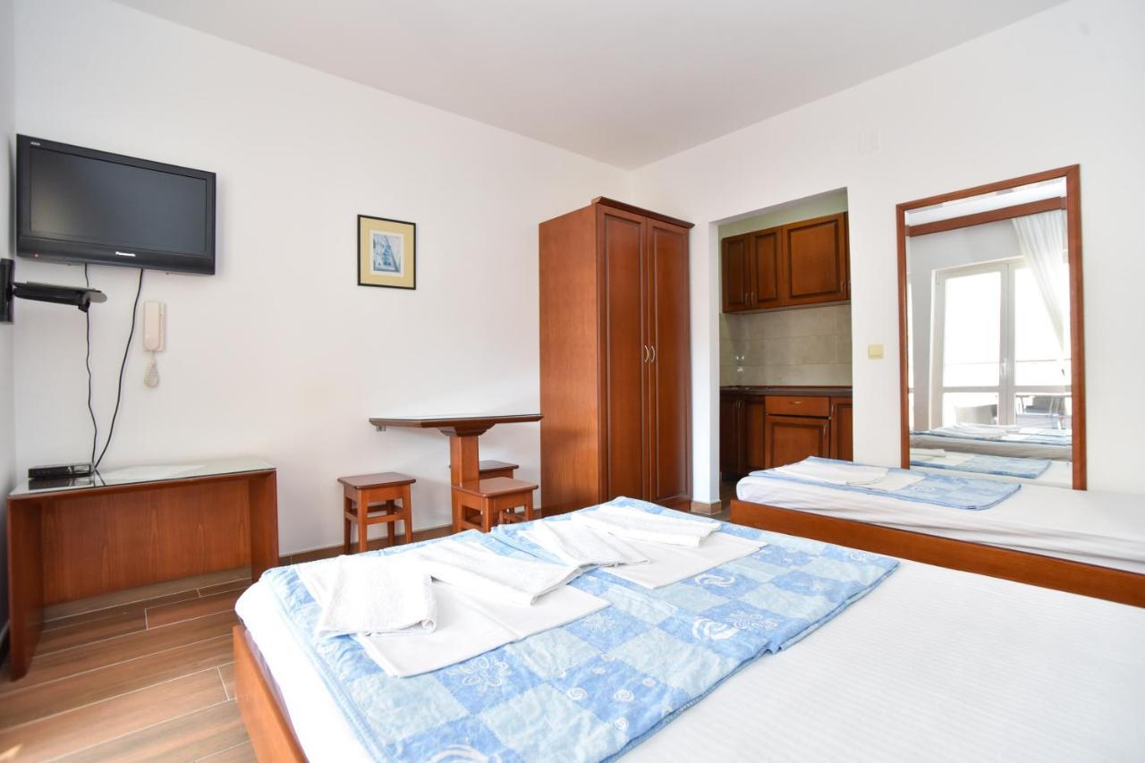 Vila Idila Budva Exteriör bild