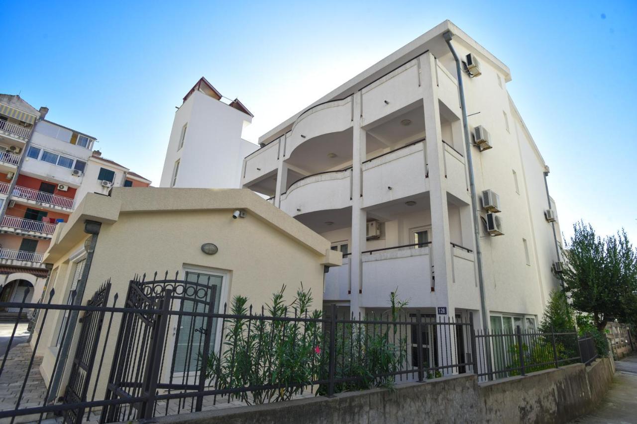 Vila Idila Budva Exteriör bild